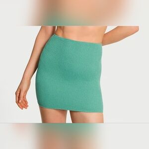 Victoria's Secret Gentle Green Crinkle Swim Coverup Skirt M/L